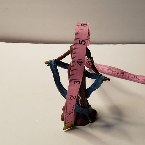 African Lady  - Picture 7 of 7